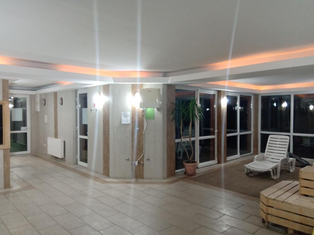 Gabi & Gabi Apartments Хайдусобосло Экстерьер фото