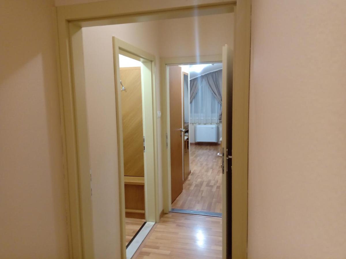 Gabi & Gabi Apartments Хайдусобосло Экстерьер фото
